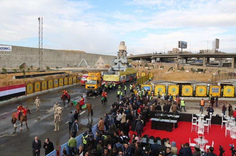 Mısır'daki II. Ramses heykeli yeni yerine taşındı