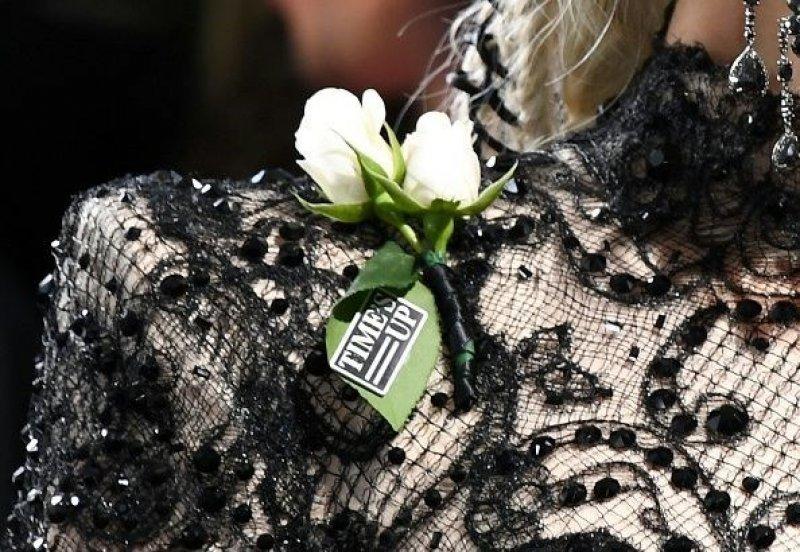 60. Grammy Ödül Töreni'nde kırmızı halı şıklığı