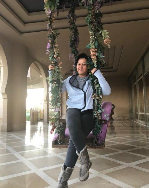 Oyuncu Esin Gündoğdu 2 yılda 60 kilo verdi