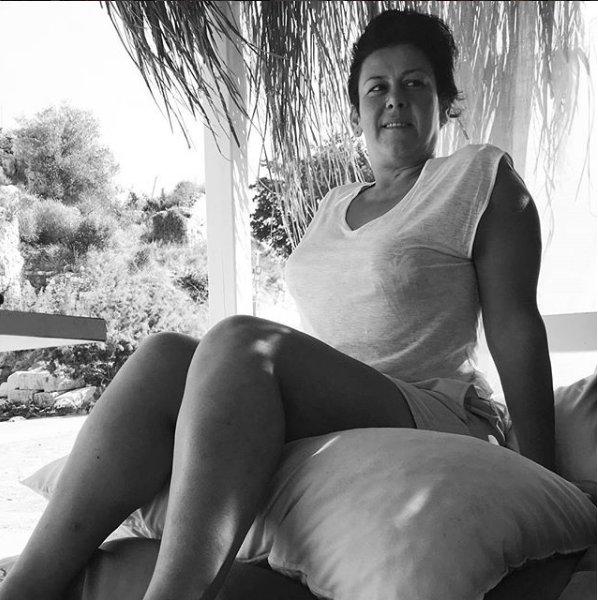 Oyuncu Esin Gündoğdu 2 yılda 60 kilo verdi