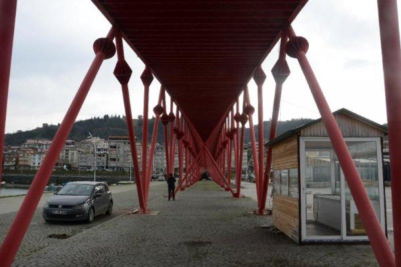 Trabzon'da inşa edilen 'Aşk Köprüsü' ilgi çekiyor