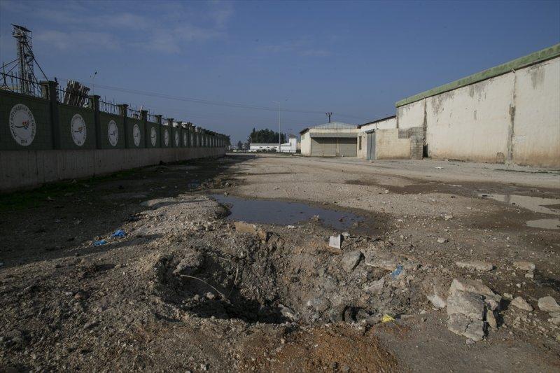 Reyhanlı'daki roketli saldırının hasar onarım çalışmaları başladı - Resim 4