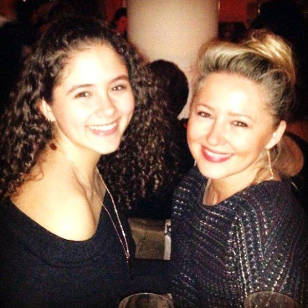 Pınar Aylin'in kızı annesinin boyunu geçti