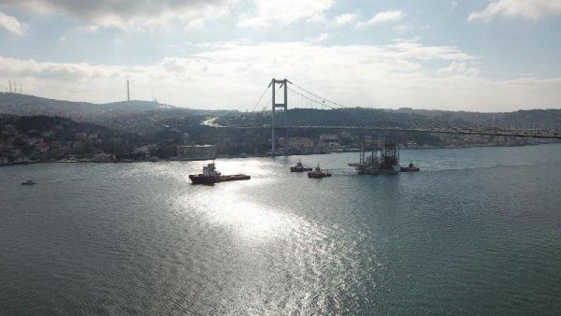 Dev petrol platformu yeniden İstanbul Boğazı’nda