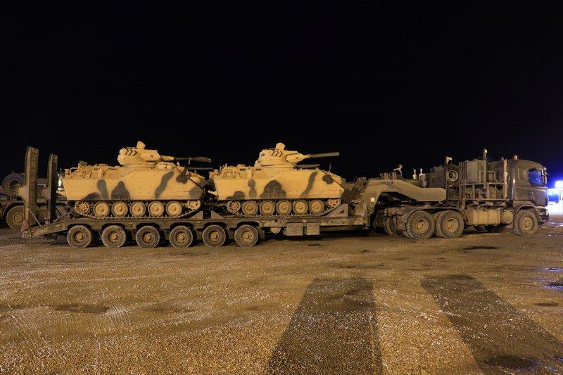 Afrin için takviye birlikler sınırda