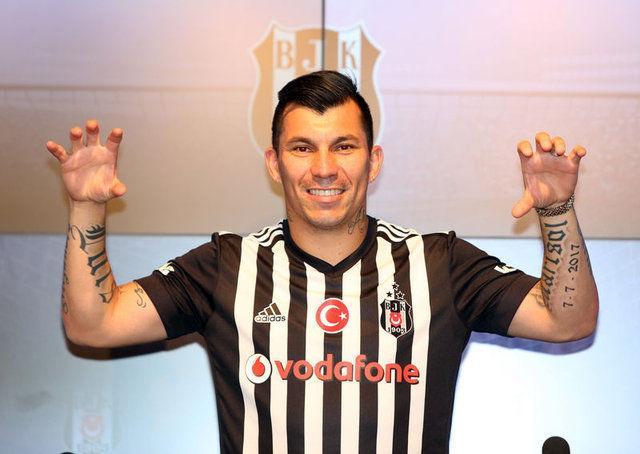 Süper Lig'de en çok kazanan 30 futbolcu