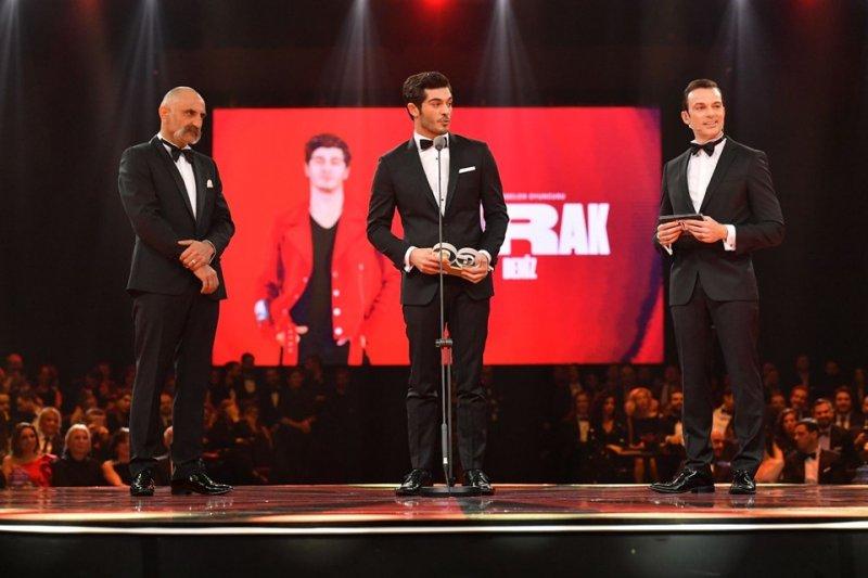 GQ Türkiye Men Of The Year 2017 Ödülleri sahiplerini buldu 