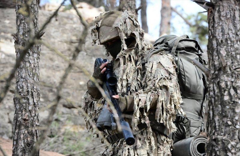 TSK'nin keskin nişancıları Afrin'de