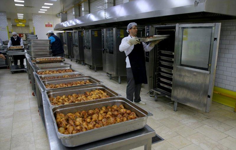 3. Havalimanı çalışanlarının tüm ihtiyaçlarını karşılıyor