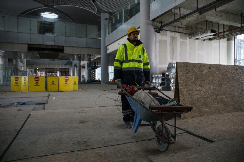 3. Havalimanı çalışanlarının tüm ihtiyaçlarını karşılıyor