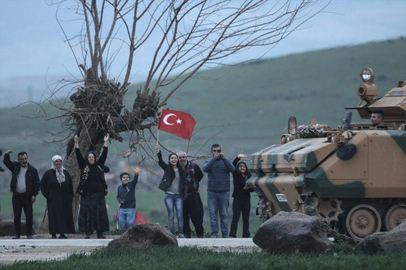 Askeri konvoy Hatay'a ulaştı