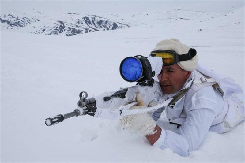 Mehmetçik eksi 20 derecede vatan nöbetinde