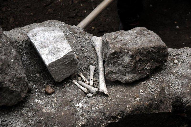 Sondaj çalışmasında iskelet bulundu