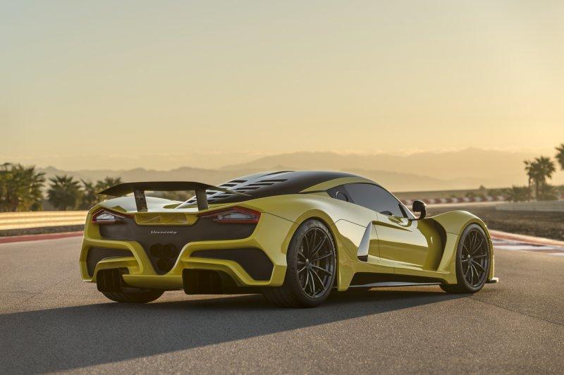 Dünyanın en hızlı otomobili: Hennessey Venom F5 