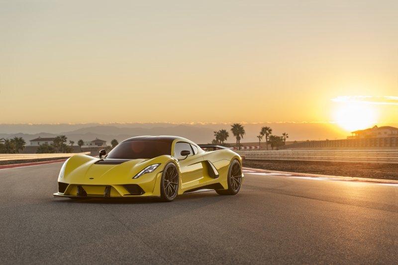 Dünyanın en hızlı otomobili: Hennessey Venom F5 