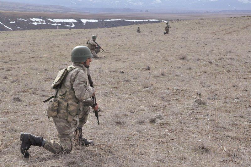 Mehmetçik eksi 15 derece soğukta nöbette