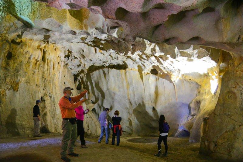  500 bin yıl öncesine ışık tutan mağara: Karain