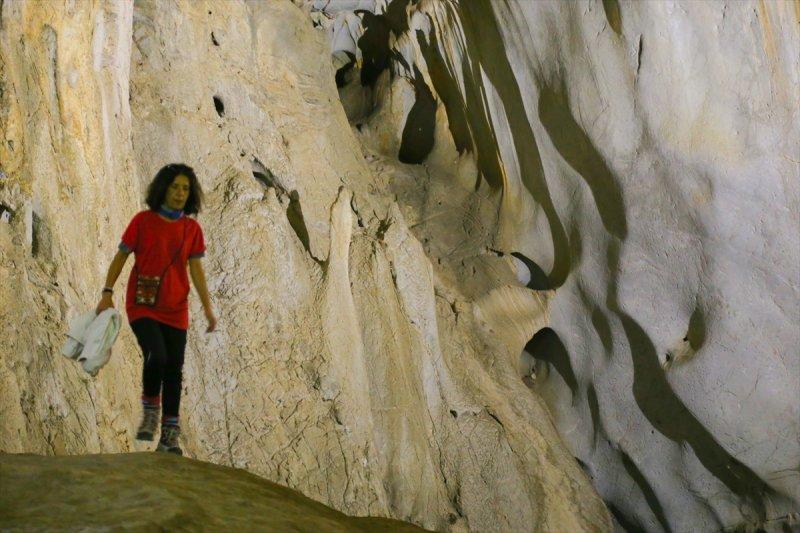  500 bin yıl öncesine ışık tutan mağara: Karain