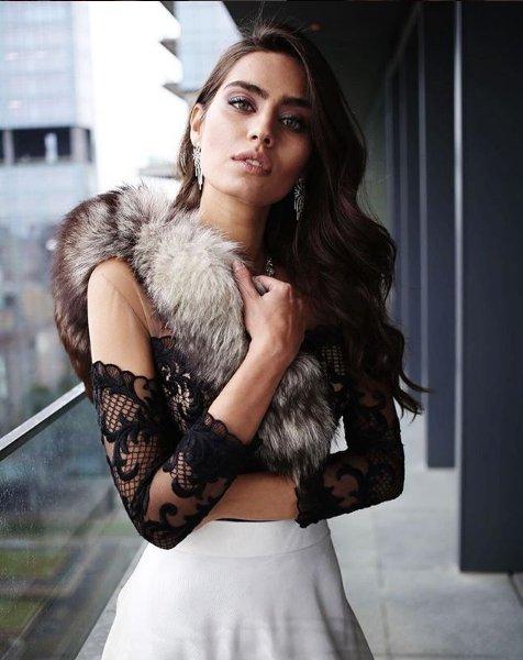 Amine Gülşe'ye iltifat yağmuru 