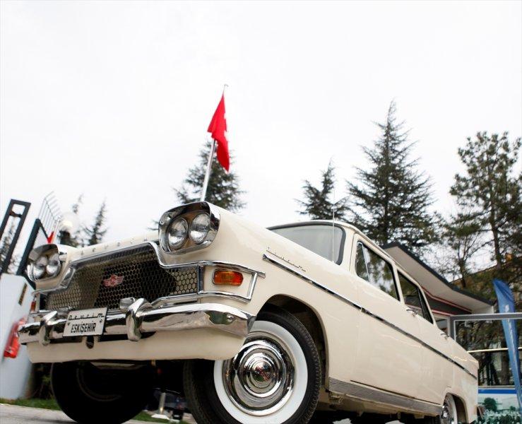 İlk yerli otomobil Devrim bakımdan geçti