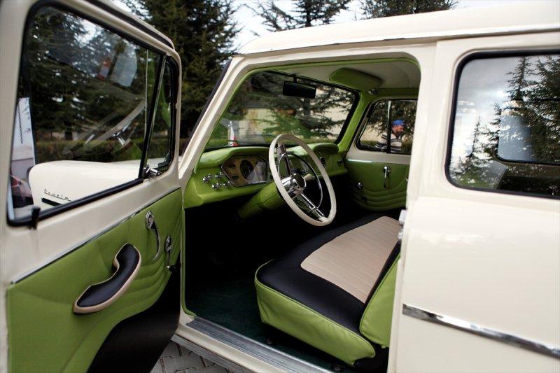 İlk yerli otomobil Devrim bakımdan geçti