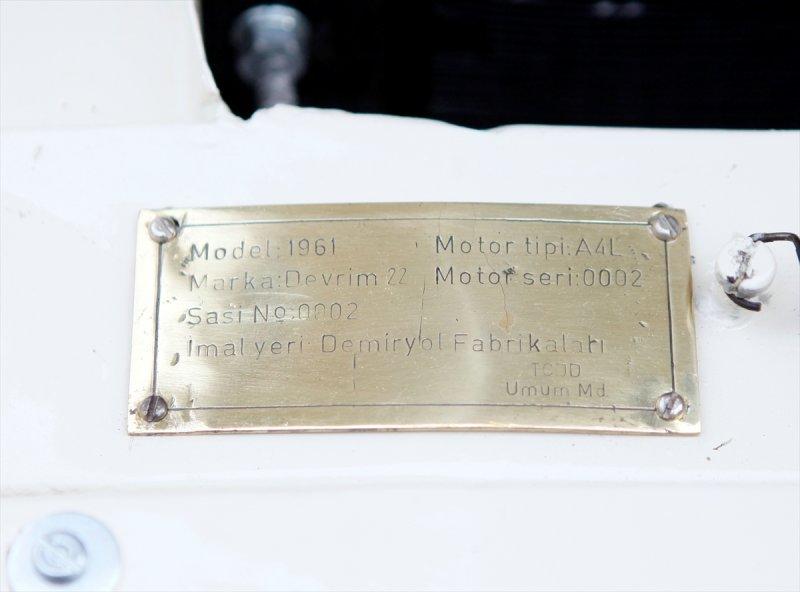 İlk yerli otomobil Devrim bakımdan geçti