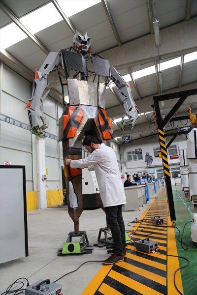 Konya'da kışla nöbetleri için robot yapıldı