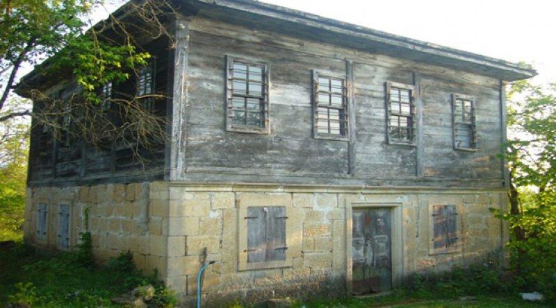 Geleneksel Karadeniz evleri