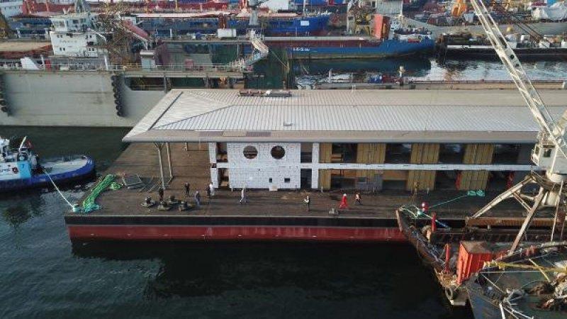 Karaköy'ün yeni iskelesi Haliç'te