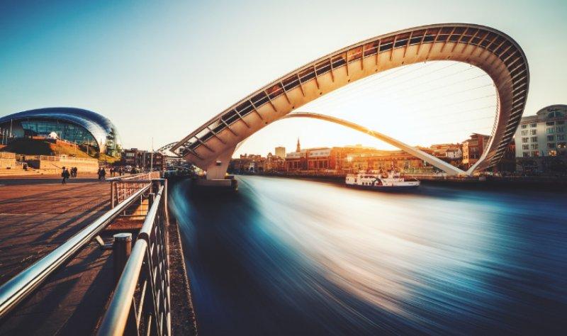 Dünyanın en farklı köprüsü:  Gateshead Milenyum 