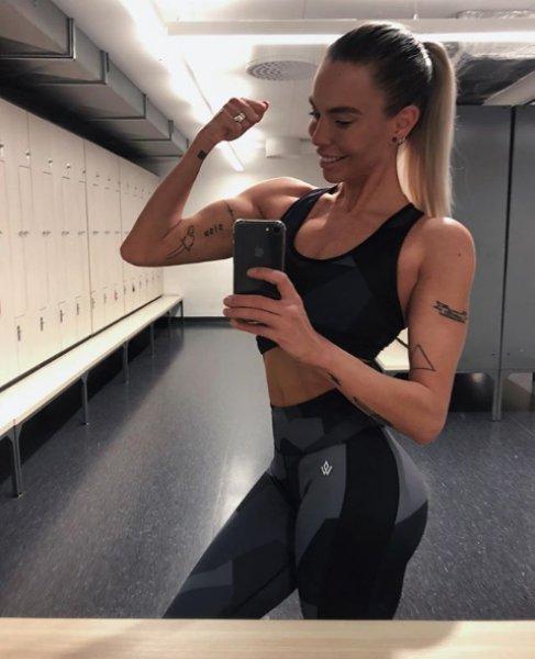 Sosyal medyanın yeni  fenomeni İsveçli model Ia Ostergren