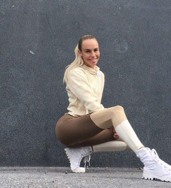 Sosyal medyanın yeni  fenomeni İsveçli model Ia Ostergren