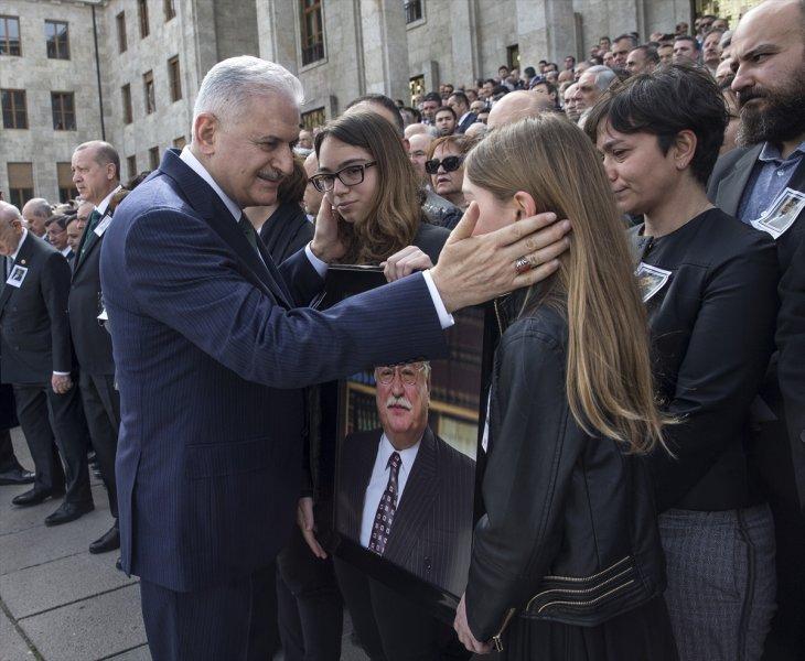 Hasan Celal Güzel için TBMM'de cenaze töreni