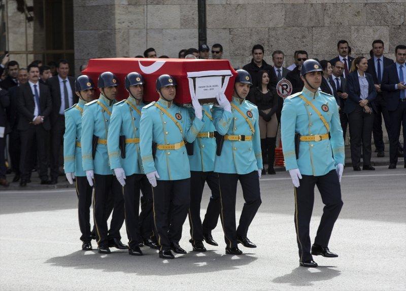 Hasan Celal Güzel için TBMM'de cenaze töreni