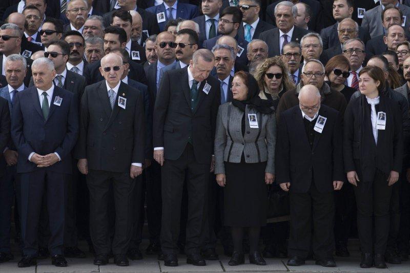 Hasan Celal Güzel için TBMM'de cenaze töreni