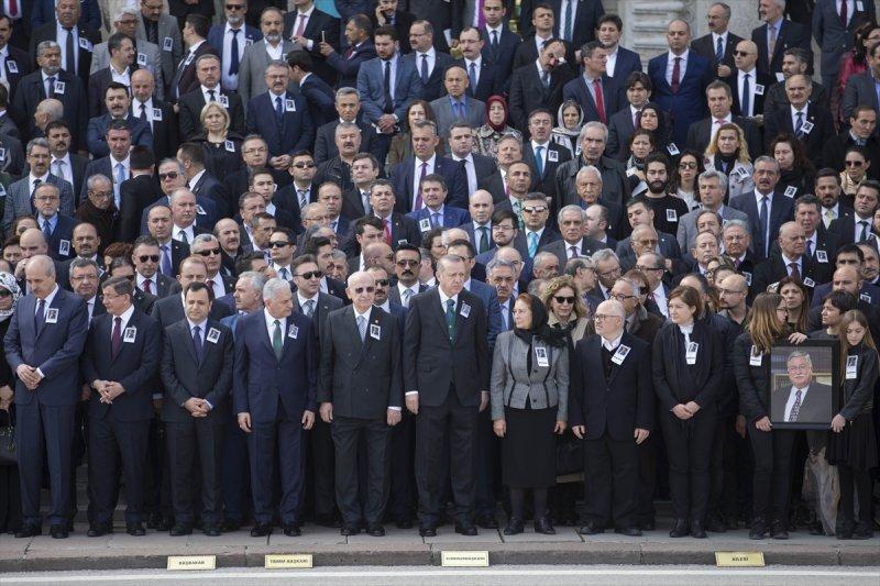 Hasan Celal Güzel için TBMM'de cenaze töreni