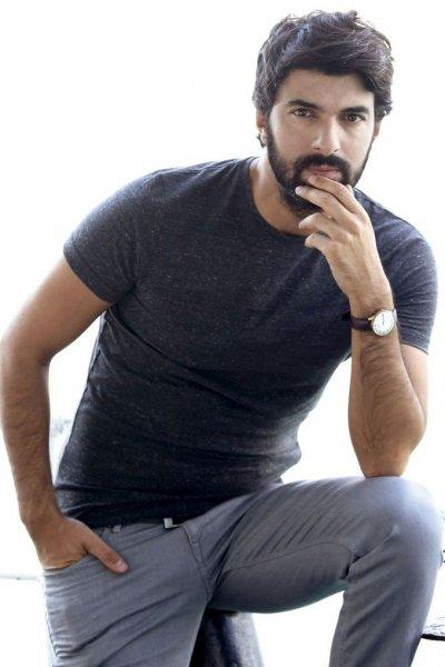 Oyuncu Engin Akyürek estetik yaptırdı iddiası 