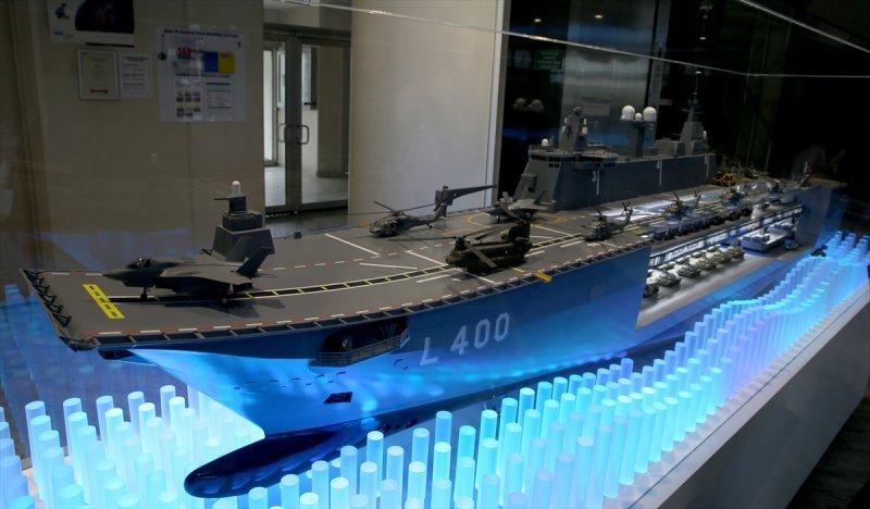 İlk milli uçak gemisi TCG Anadolu görüntülendi