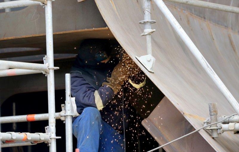 İlk milli uçak gemisi TCG Anadolu görüntülendi