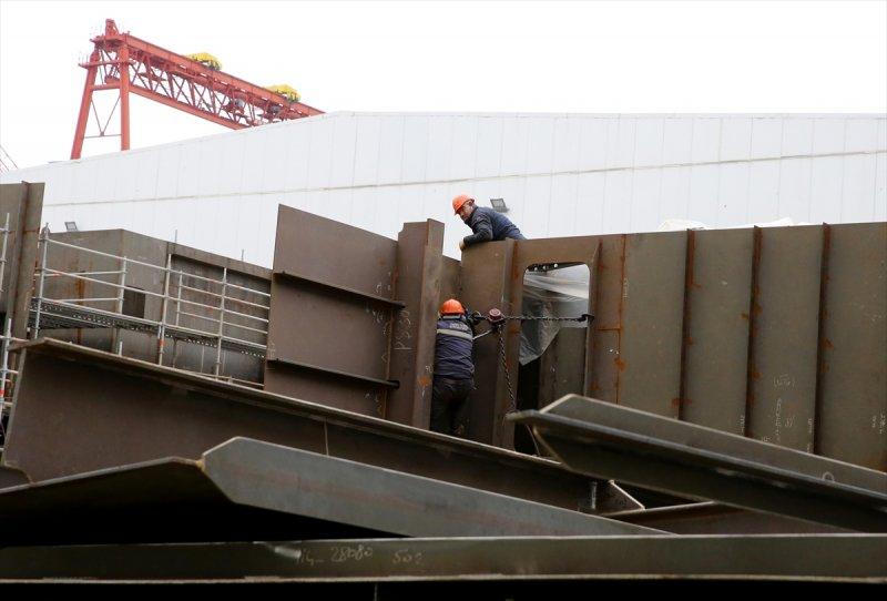 İlk milli uçak gemisi TCG Anadolu görüntülendi