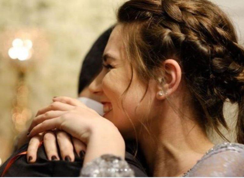 Alişan ile Buse Varol nişanlandı