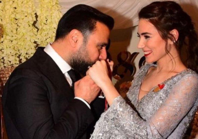 Alişan ile Buse Varol nişanlandı