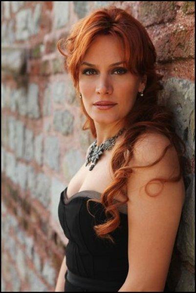 Ebru Cündübeyoğlu: Güzellik aile geleneğimiz