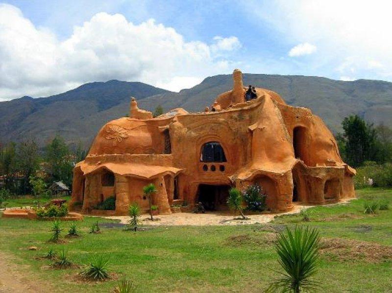 Tamamı kilden yapılmış ev: Casa Terracota