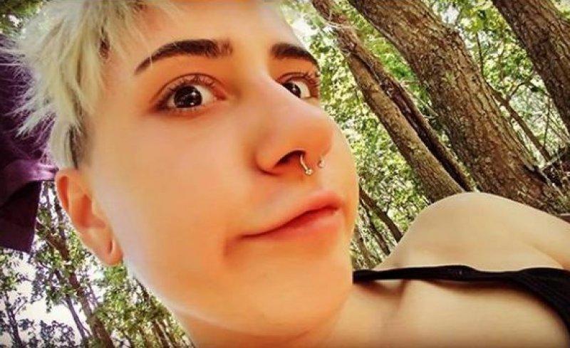 Oyuncu Peker Açıkalın'ın kızı Narin Şeker büyüdü