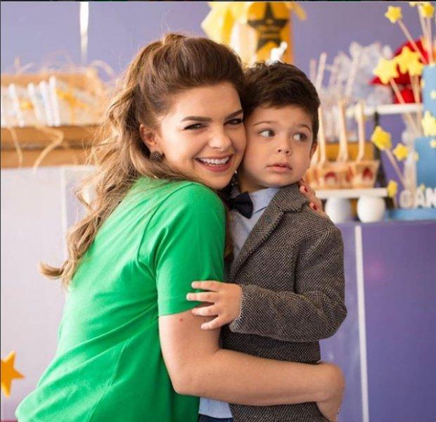 Pelin Karahan'dan oğlu Eyüp Can'a yaş günü partisi 