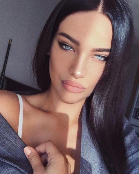 Rus model Adriana Lima'nın tahtına aday - Resim 4