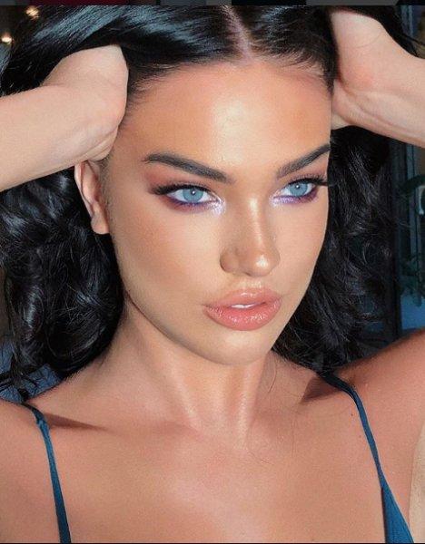 Rus model Adriana Lima'nın tahtına aday - Resim 12