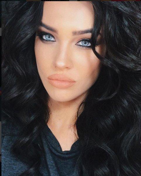 Rus model Adriana Lima'nın tahtına aday - Resim 16