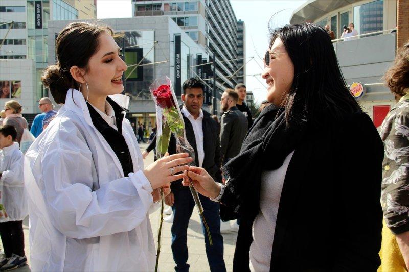 Hollanda'da 'Buyurun ben Müslümanım' etkinliği